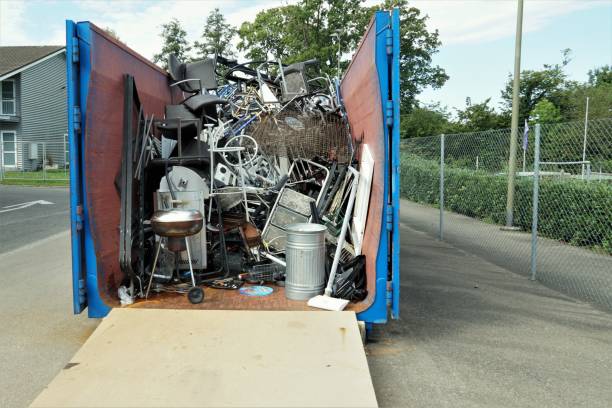 Best Hot Tub Removal  in Ellwood City, PA